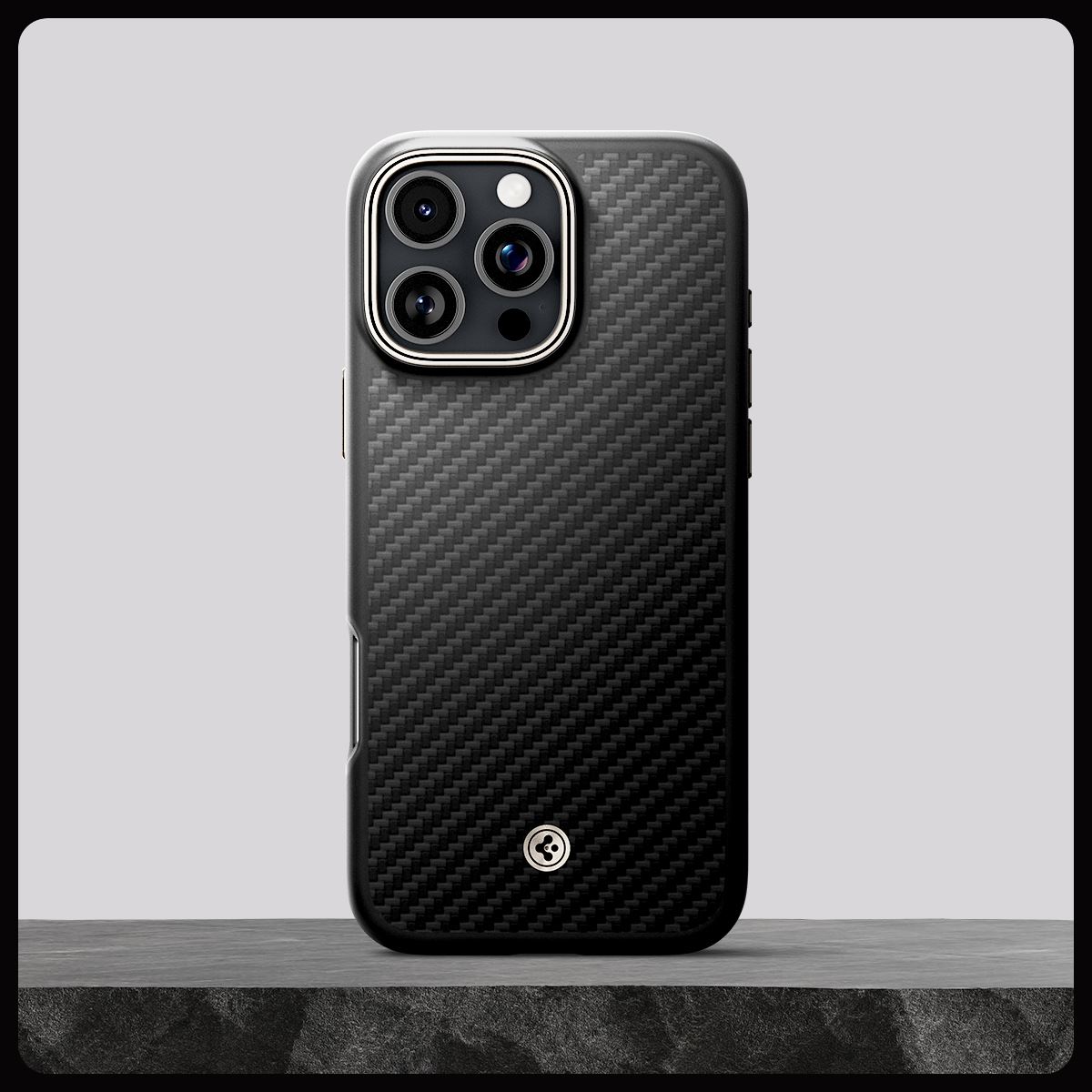 Spigen Enzo Aramid, black natural - iPhone 16 Pro Max (11)