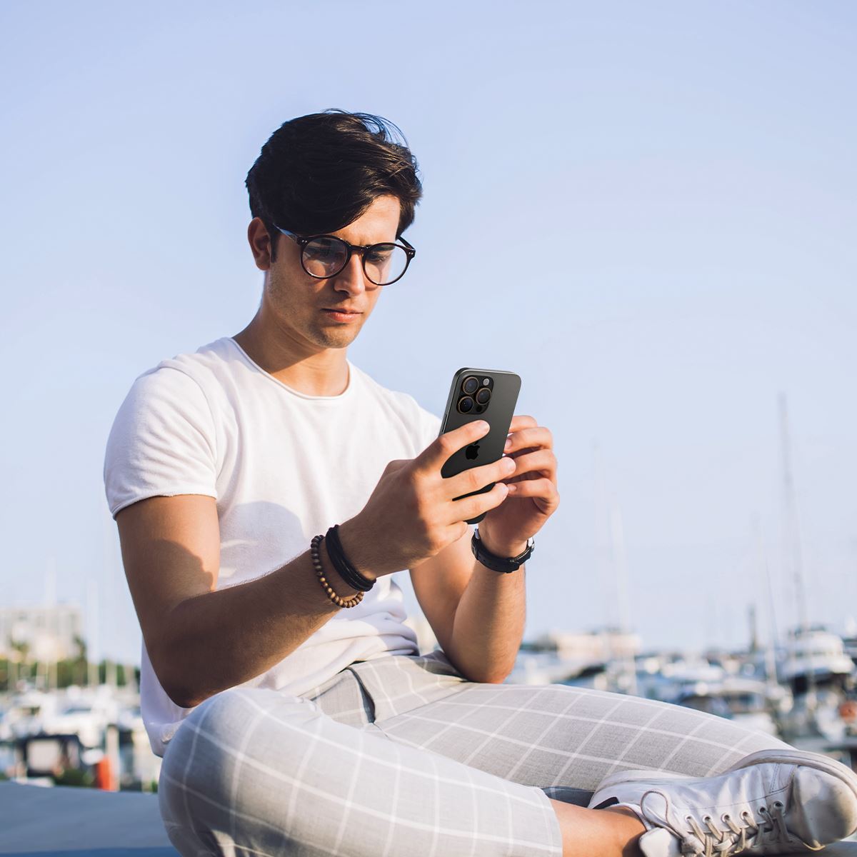 Spigen Glass tR EZ Fit Optik Pro 2 Pack, desert titanium - iPhone 17/16 Pro / 17/16 Pro Max (7)