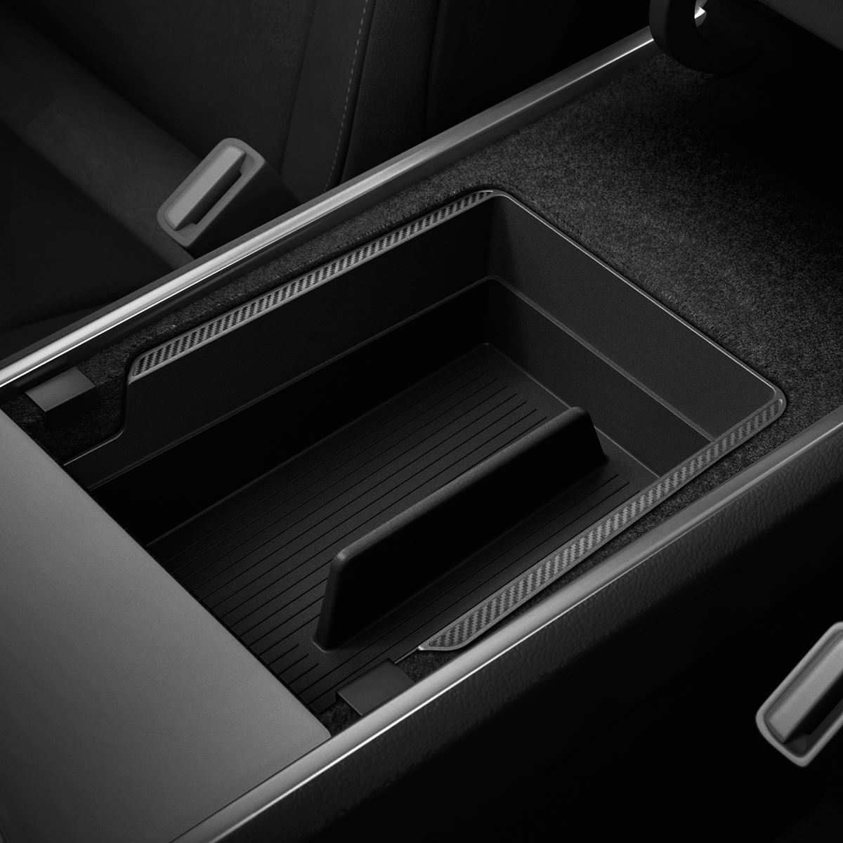 Spigen Tesla Armrest Console Organizer, black - Model Y/3 (10)