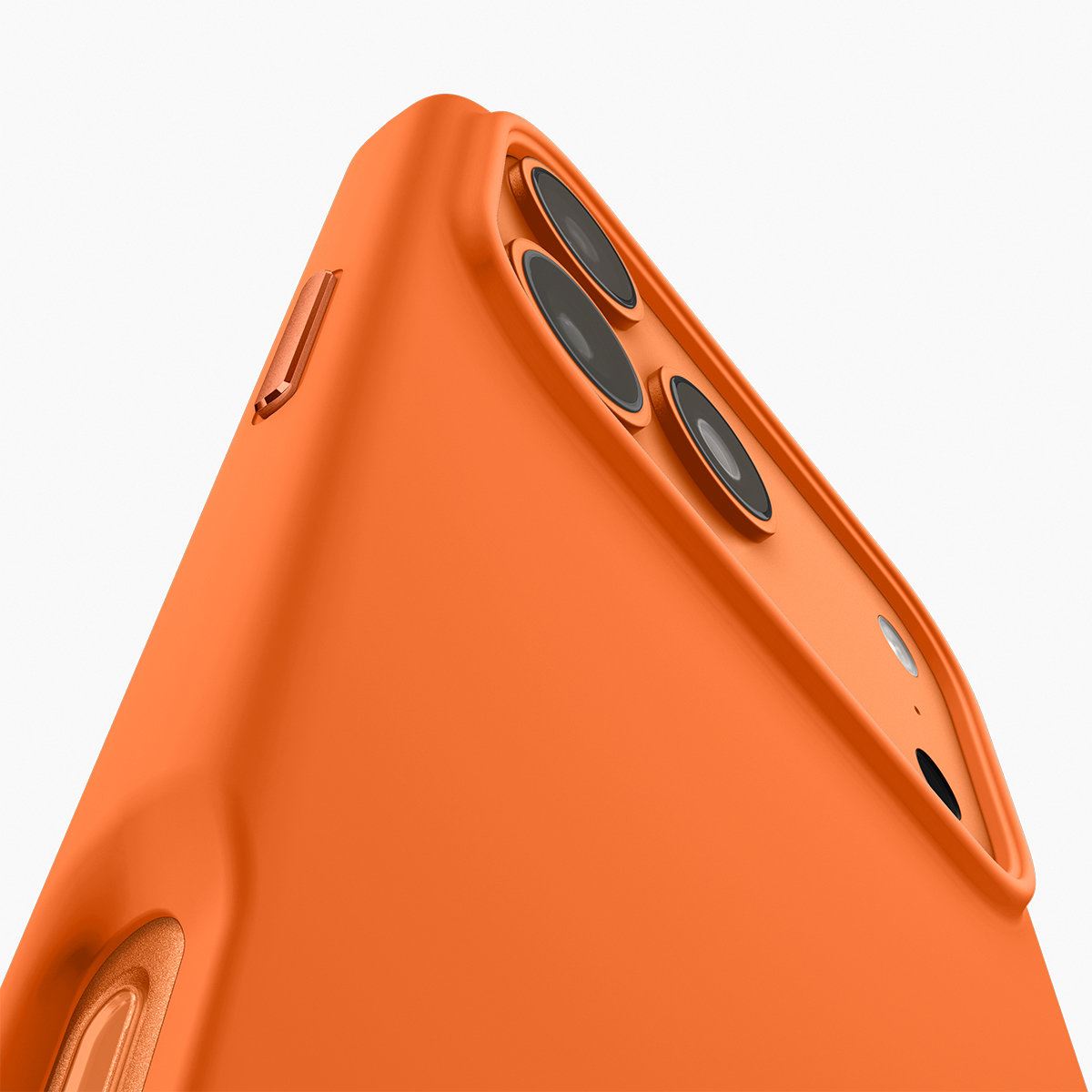 Spigen Silicone Fit MagSafe, cosmic orange - iPhone 17 Pro (9)