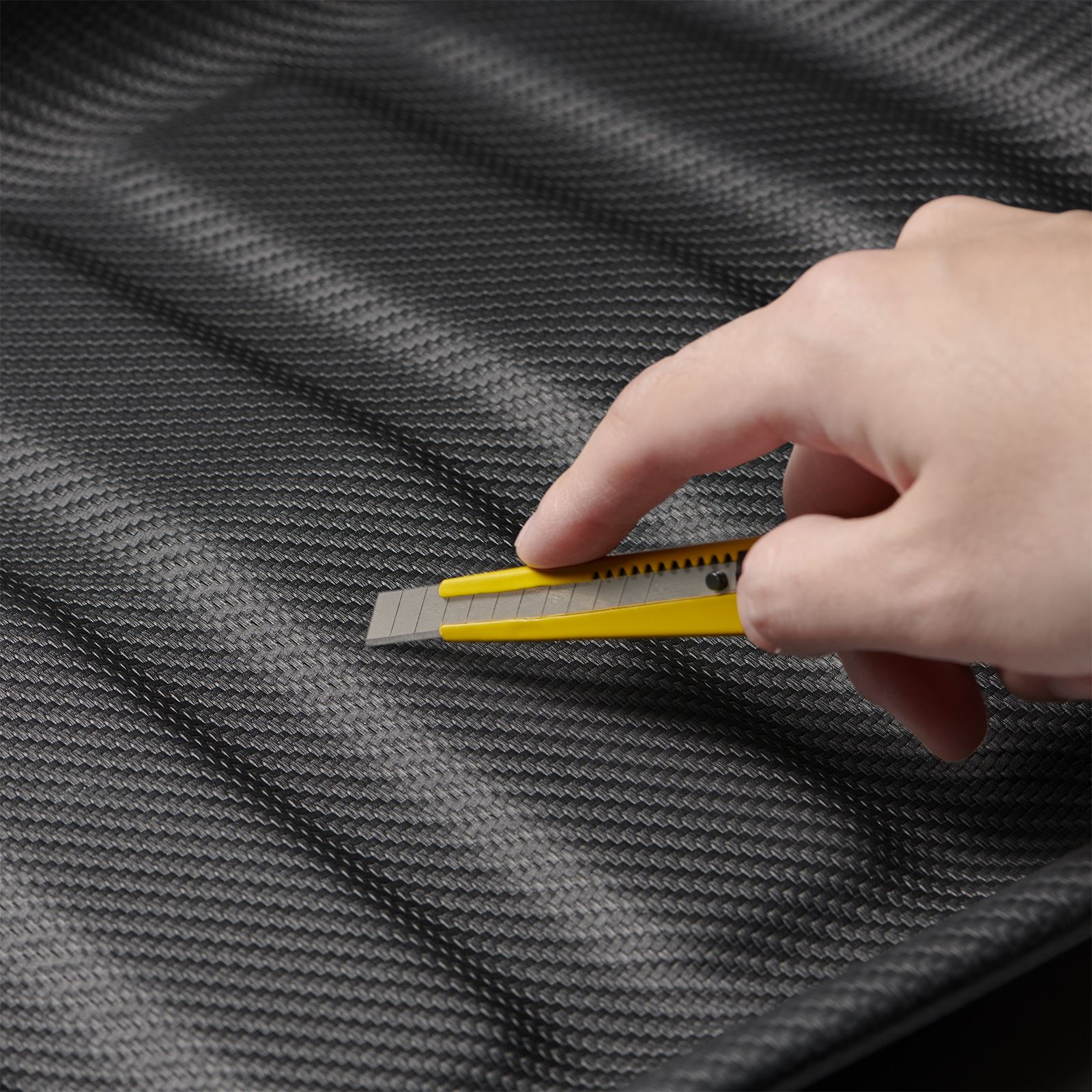 Spigen Tesla Car Mat Front Trunk, black - Tesla Model 3  (7)